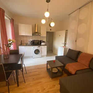 Apartment Gemütliche Mitten In, Köln