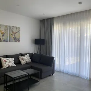 Apartment Spanien Flair Mitten In 1, Köln